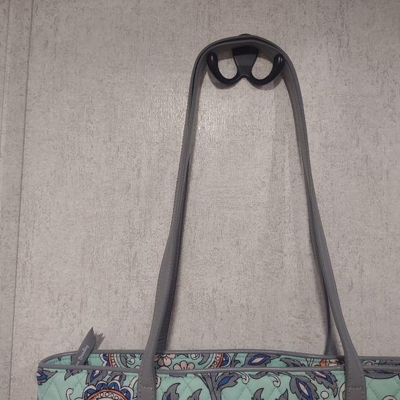 Vera Bradley Trimmed Fan Flowers Bag - Picture 15 of 16